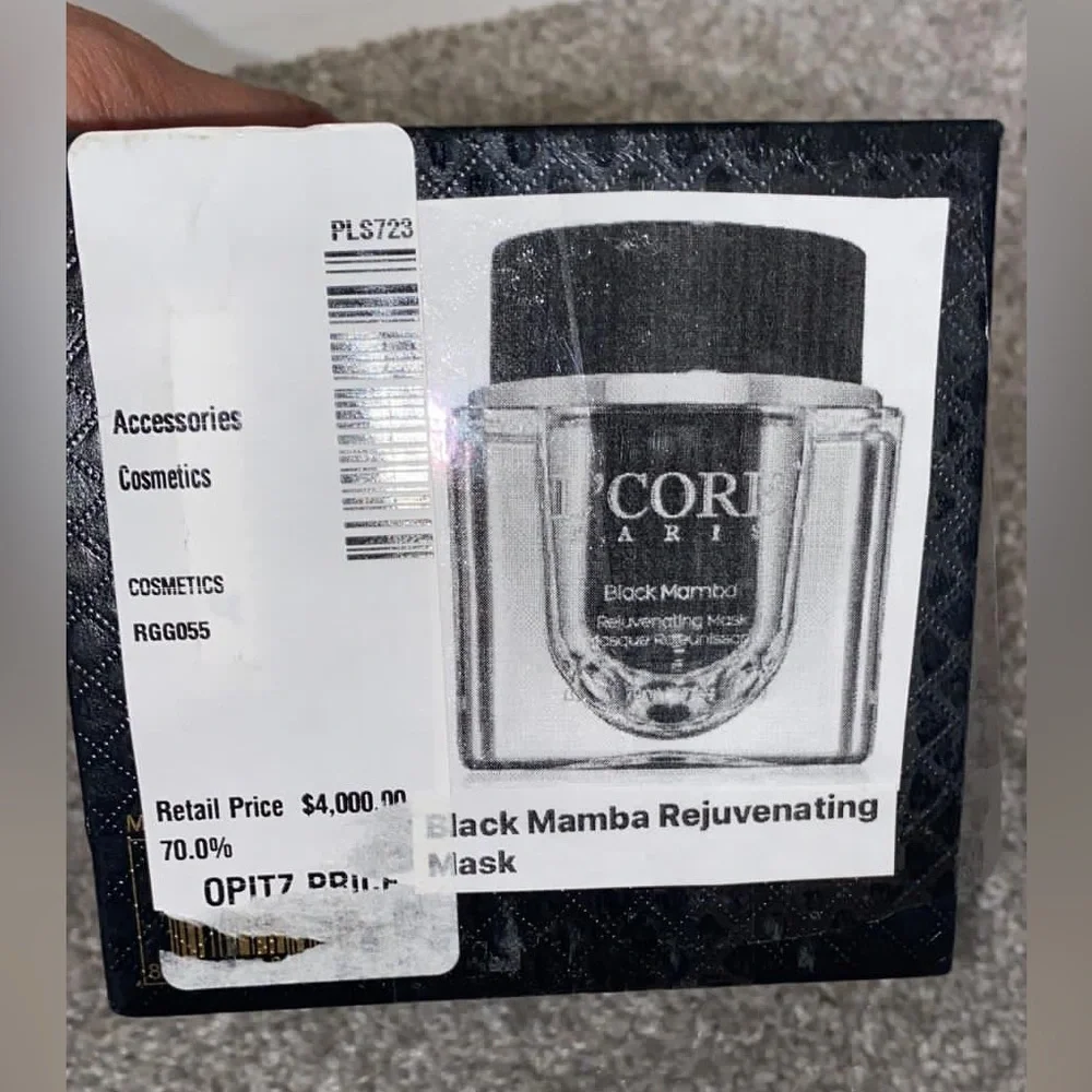 Black Mamba Rejuvenating Mask - Picture 5 of 6